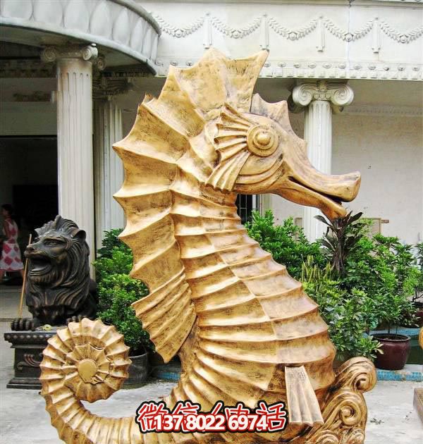 海馬玻璃鋼雕塑，創(chuàng  )意林里擺放裝飾