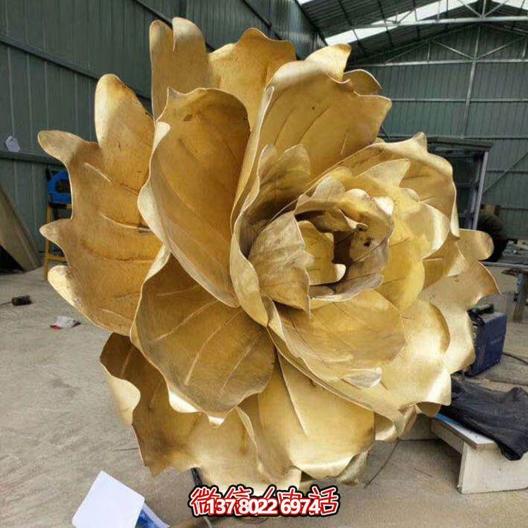 不銹鋼蓮花擺件，彩繪噴漆外觀(guān)