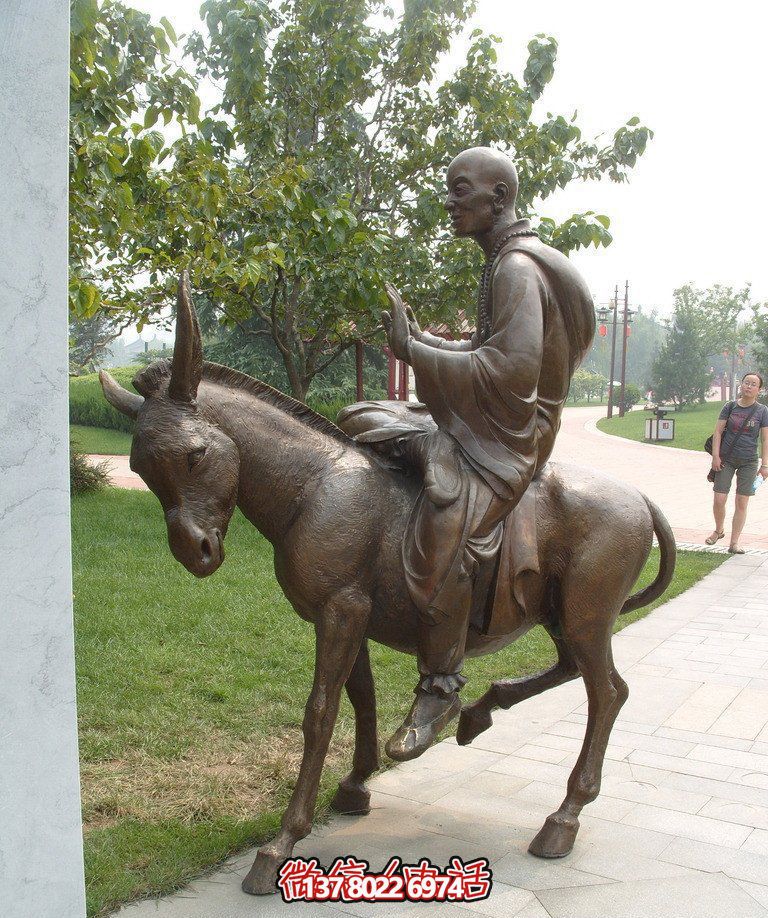 銅雕塑和尚著(zhù)毛驢騎，精美雕塑，祥和園林