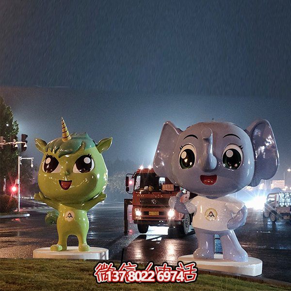 玻璃鋼吉祥物雕塑，為廣場(chǎng)和草地添彩
