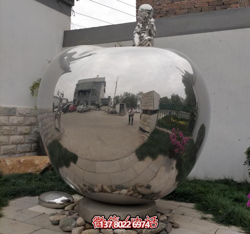 校園風(fēng)不銹鋼蘋(píng)果雕塑 校園風(fēng)不銹鋼蘋(píng)果雕塑