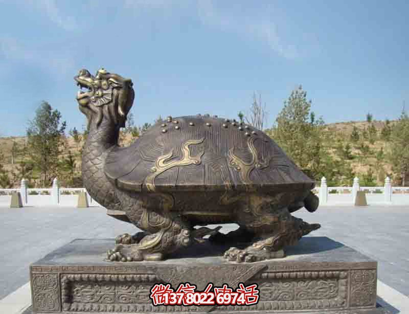 玻璃鋼龍龜雕塑，點(diǎn)綴公園里的創(chuàng  )意行走