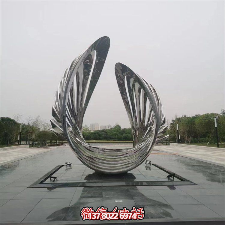 不銹鋼抽象翅膀藝術(shù)雕塑，為戶(hù)外廣場(chǎng)增添獨特景觀(guān)
