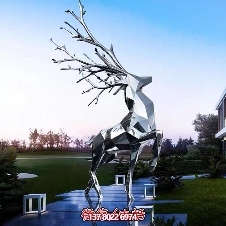 不銹鋼幾何形鏡面彩繪擺件，為校園景觀(guān)戶(hù)外售樓處帶來(lái)時(shí)尚美感
