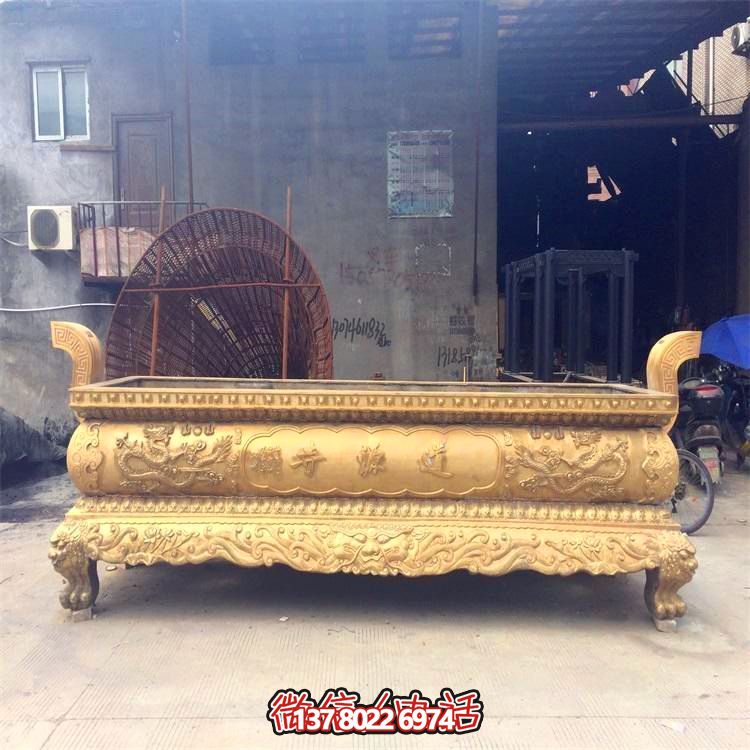 平口鍍金仿古香爐，為寺廟和戶(hù)外添彩