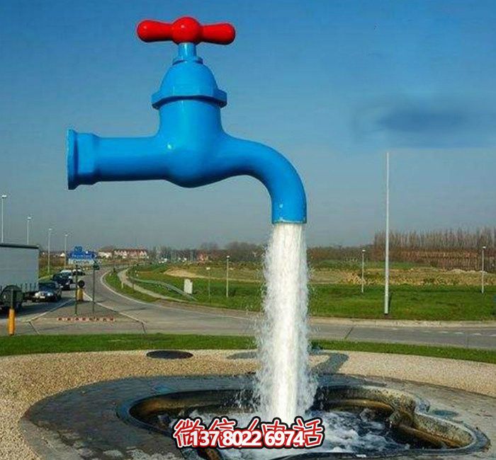 戶(hù)外大型創(chuàng  )意抽象噴泉水龍頭雕塑