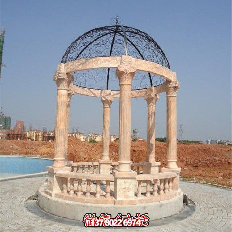美麗而典雅的歐式大理石雕塑涼亭，為觀(guān)賞晚霞景觀(guān)而設計