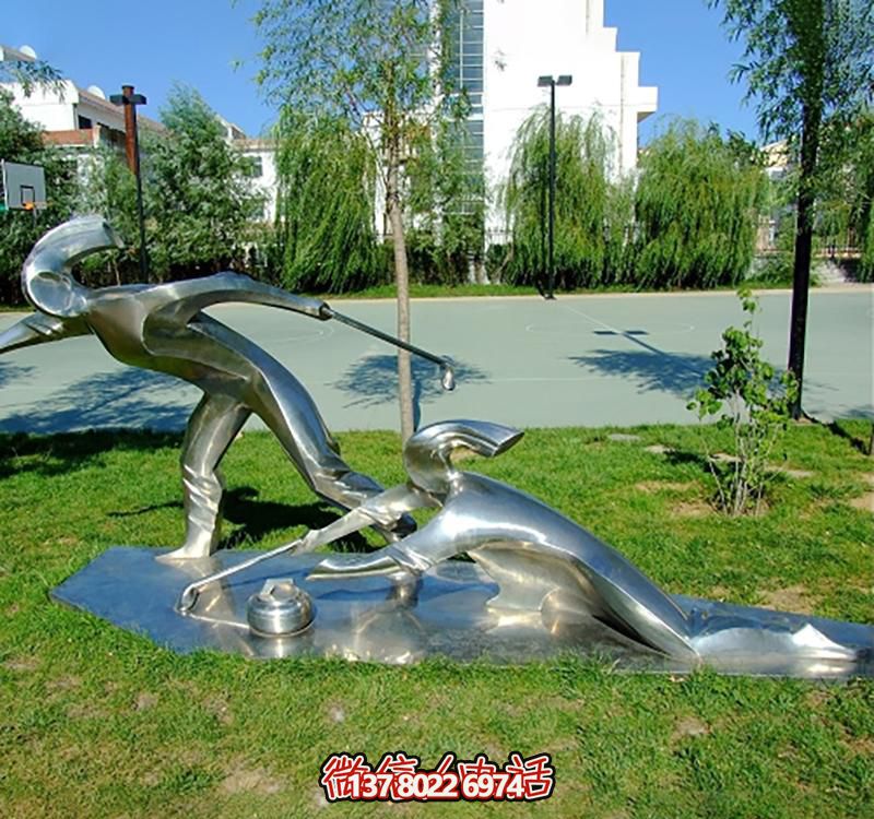 不銹鋼冰壺雕塑，點(diǎn)綴小區花園，創(chuàng  )造休閑運動(dòng)空間