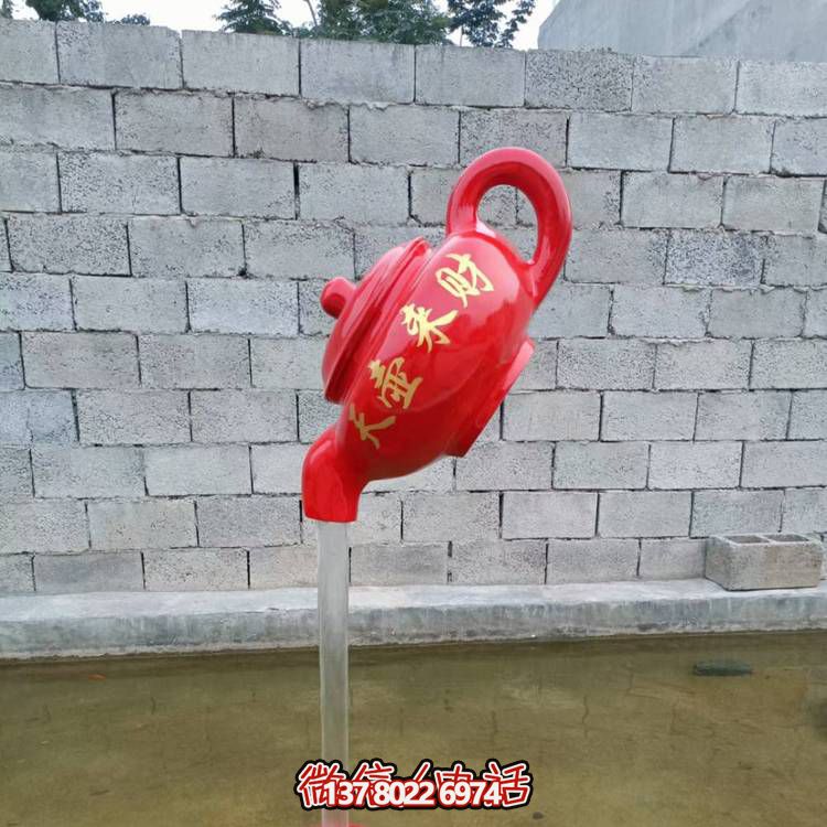 融合傳統與現代技術(shù)的大型懸空噴泉雕塑
