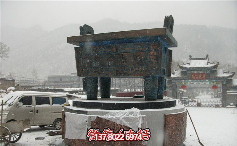 大型仿古青銅雕塑，營(yíng)造獨特的戶(hù)外景觀(guān)