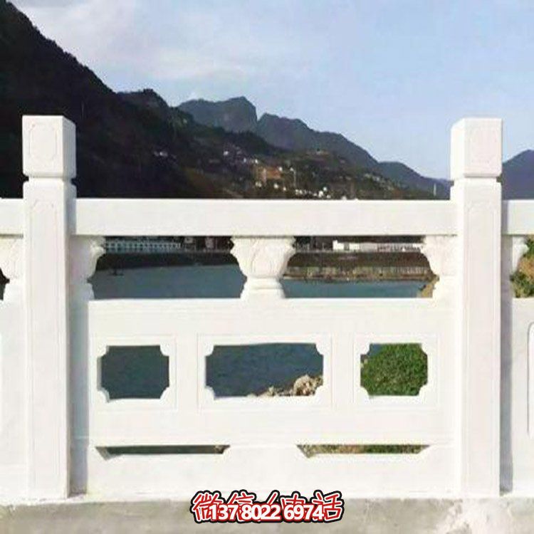 大理石雕刻石欄桿，美輪美奐，護佑家園