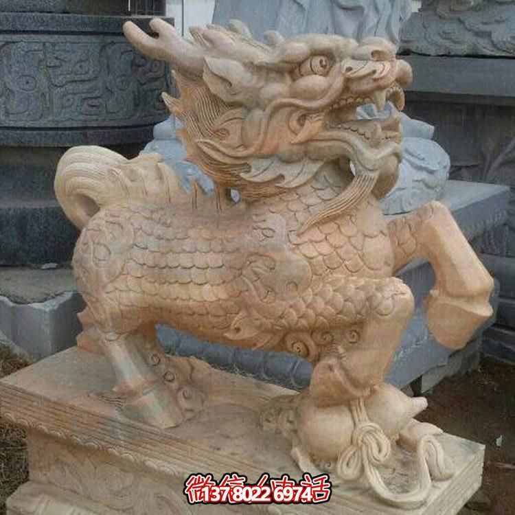 漢白玉獅子瑞獸石雕，給您的企業(yè)門(mén)前帶來(lái)吉祥福氣