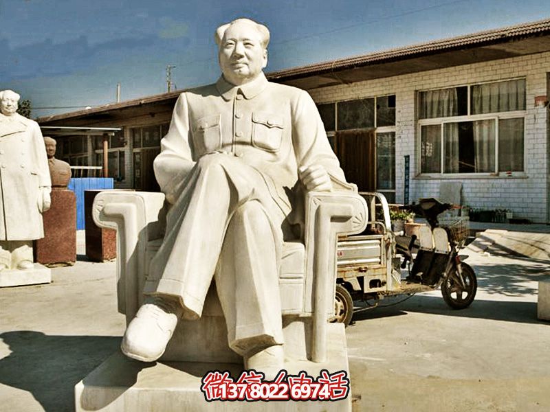 漢白玉毛澤東雕塑，見(jiàn)證歷史瞬間