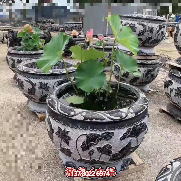 經(jīng)典荷花石雕浮雕圓形水缸，裝點(diǎn)您的庭院