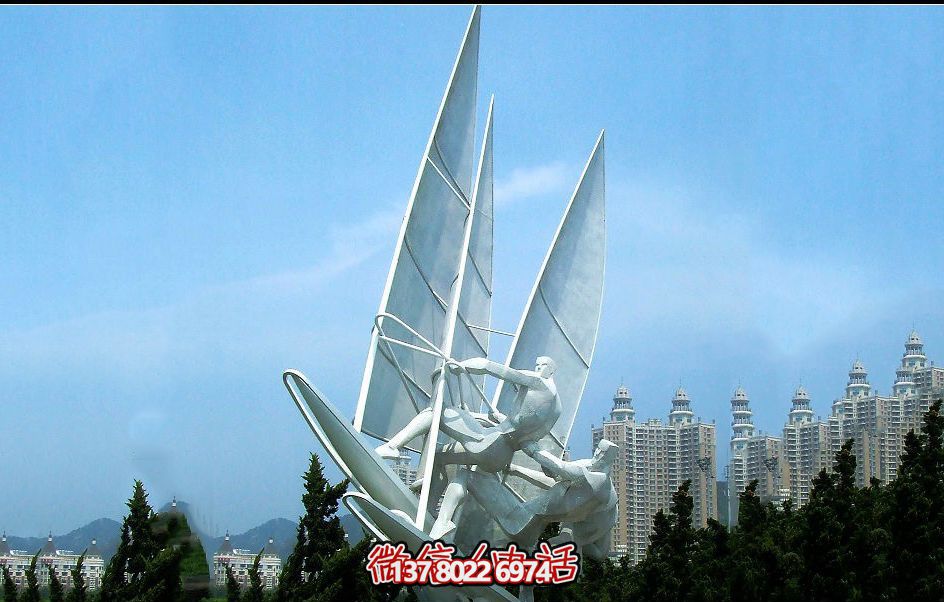 精美別墅鏤空雕塑點(diǎn)綴園林景觀(guān)，打造創(chuàng  )意帆船