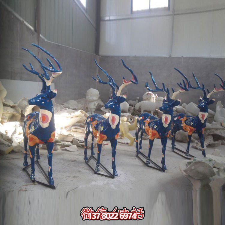 玻璃鋼梅花鹿彩繪擺件，把園林景觀(guān)裝點(diǎn)出夢(mèng)幻色彩