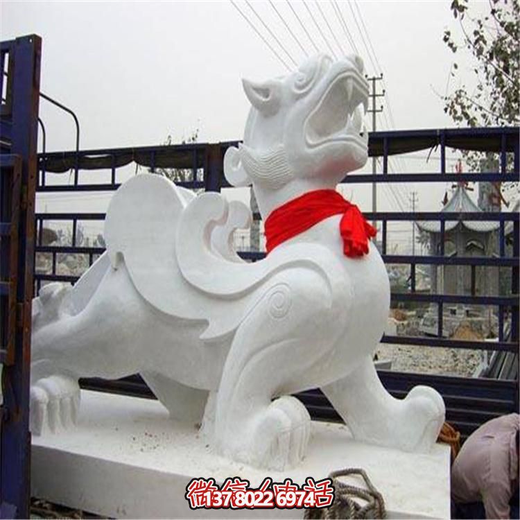 大理石石雕麒麟，古典庭院裝飾精美大型雕塑