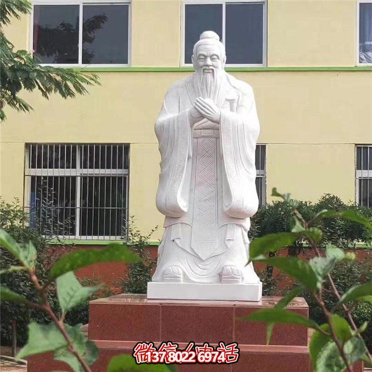 孔子雕像，傳承歷史文化