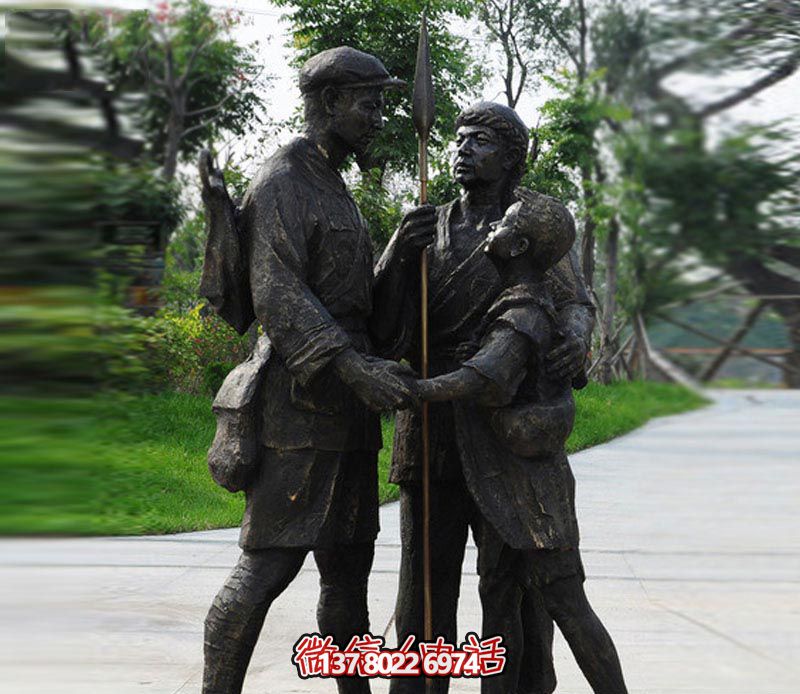 玻璃鋼仿銅創(chuàng  )意農民和八路軍的雕塑