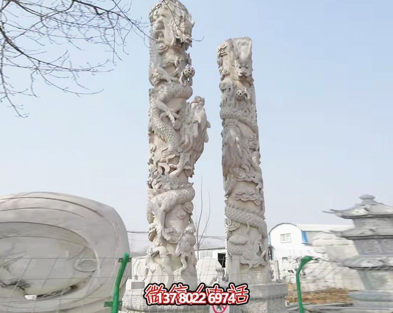 園林景區擺放大理石盤(pán)龍柱雕塑