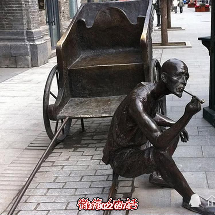 步行街擺放玻璃鋼飯桶拉黃包車(chē)民俗人物小品