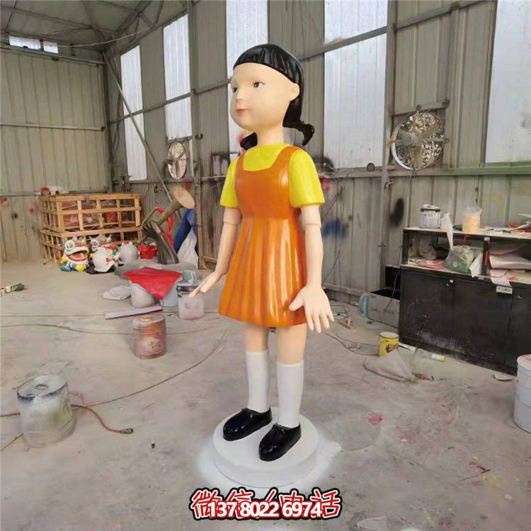 游樂(lè )場(chǎng)創(chuàng  )意玻璃鋼卡通彩繪小女孩人物景觀(guān)