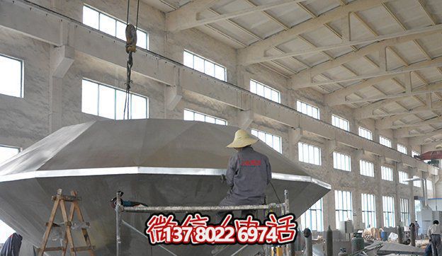 室內創(chuàng  )意不銹鋼切割鉆石雕塑