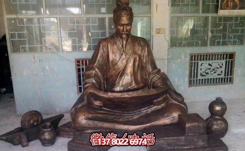 景區玻璃鋼仿銅古代人物坐著(zhù)的讀書(shū)雕塑