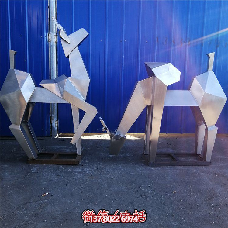不銹鋼幾何戶(hù)外園林景觀(guān)抽象小鹿雕塑