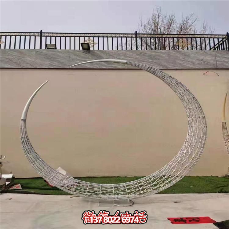 不銹鋼鏤空創(chuàng  )意圓環(huán)擺件