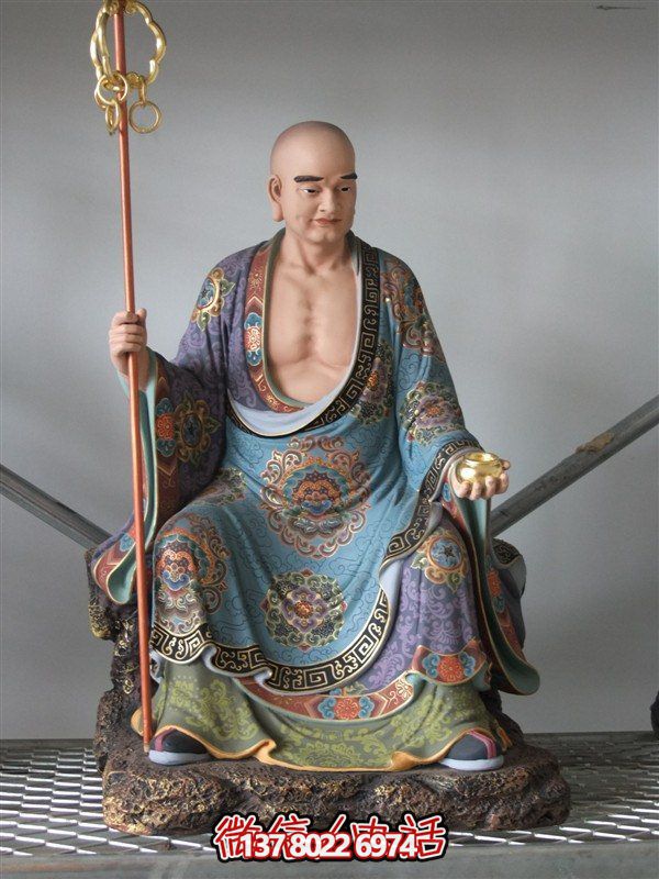 景區寺廟樹(shù)脂彩繪拿法杖的十八羅漢雕塑 景區寺廟樹(shù)脂彩繪拿法杖的十八羅漢雕塑