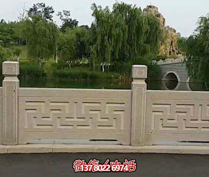 湖邊花崗巖浮雕欄板景觀(guān)雕塑