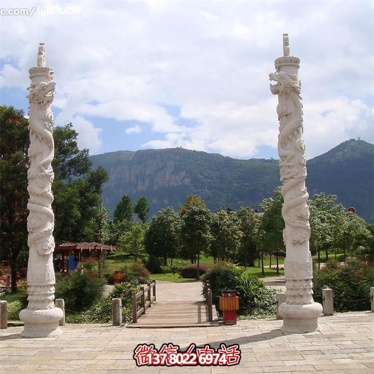 廣場(chǎng)戶(hù)外景區大型龍柱