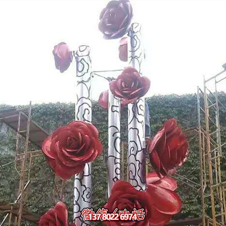 戶(hù)外大型創(chuàng  )意不銹鋼花朵雕塑擺件