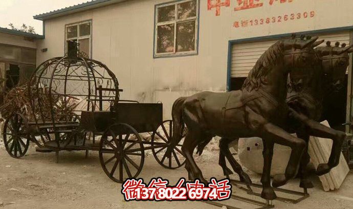 購物商場(chǎng)擺放黑色鑄造青銅馬車(chē)雕塑